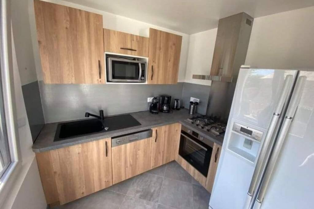 Maison de 2 à 8 personnes 5 chambres Portbail Exterior foto